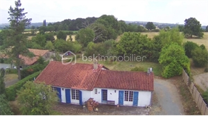 maison traditionnelle à la vente -   79160  FENIOUX, surface 100 m2 vente maison traditionnelle - UBI481624844